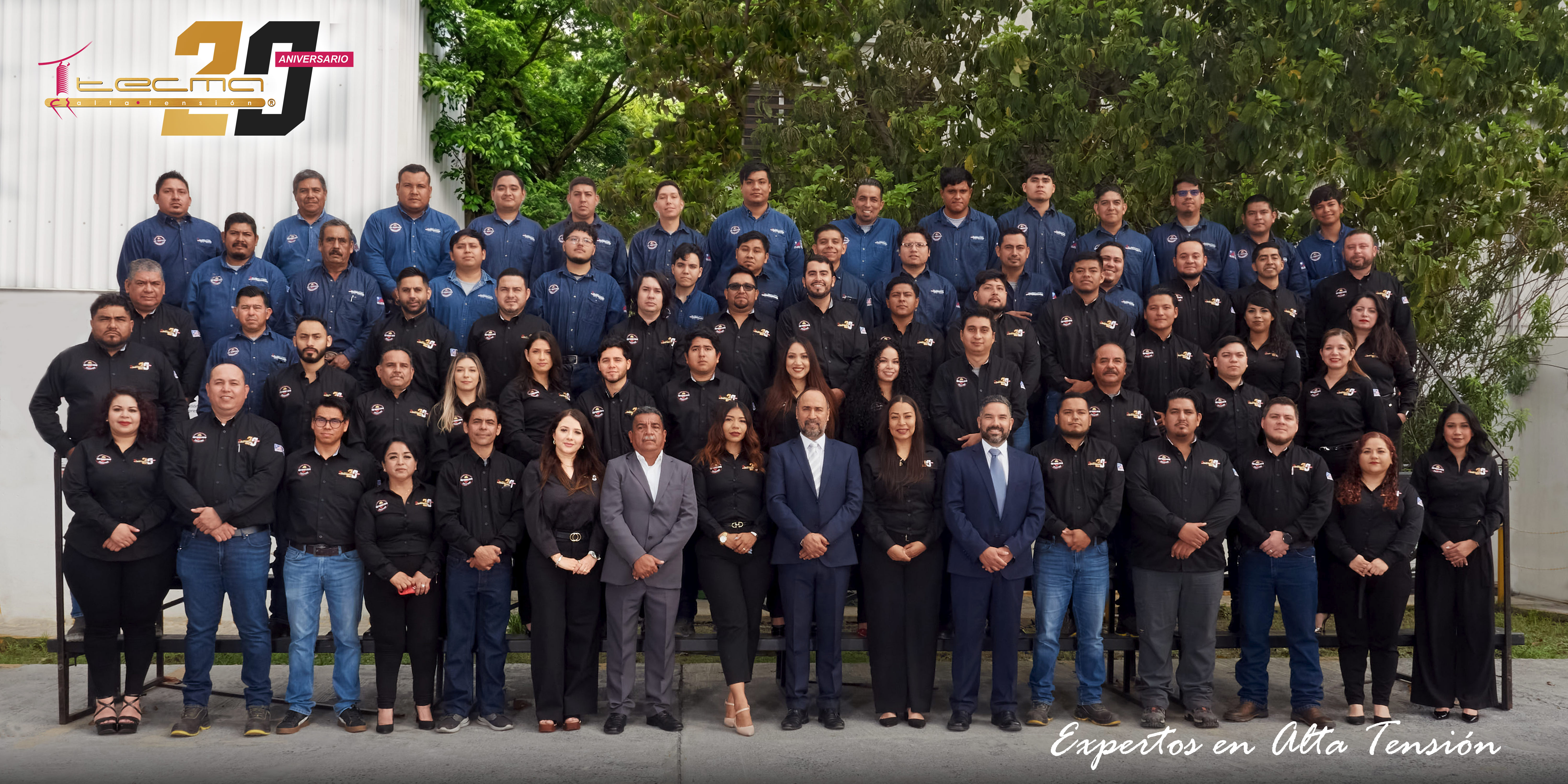 Fotografía conmemorativa 20 años 